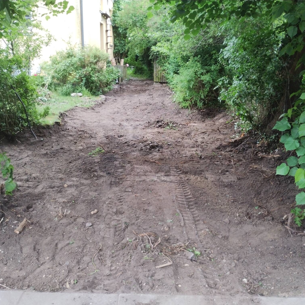 Ny indkørsel med slotsgrus