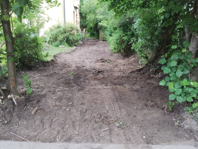 Ny indkørsel med slotsgrus